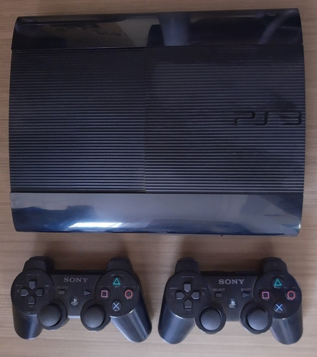 Playstation 3 Super Slim 250gb + 2 Controles E 32 Jogos