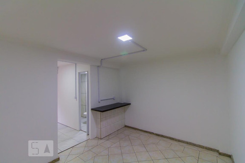 Imagem 4 de 15 de Apartamento Para Aluguel - Balneário, 1 Quarto, 25 - 892944603