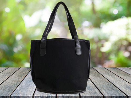 Imagen 5 de 7 de Bolsa Pequeña De Dama De Disney De Mickey Mouse Negro/dorado