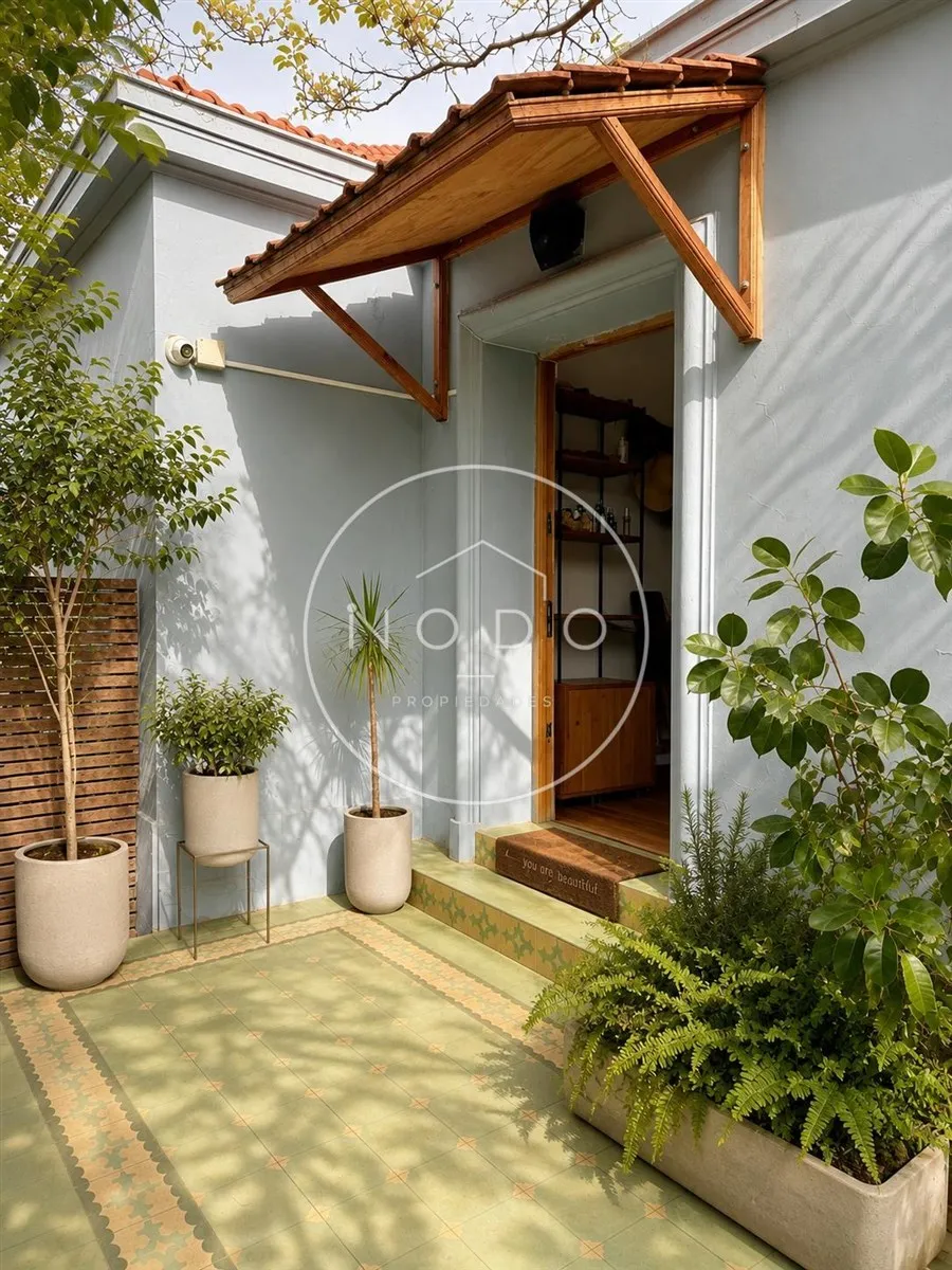 Imagen 2 de 18 de Venta De Casa Remodelada En Ñuñoa Oriente