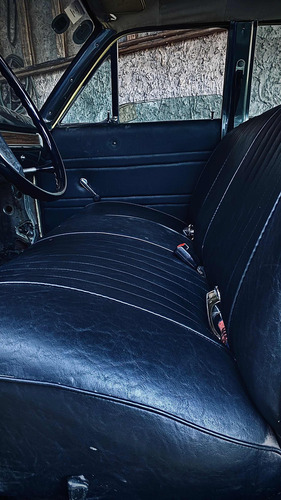 Ford Falcon Deluxe 81'