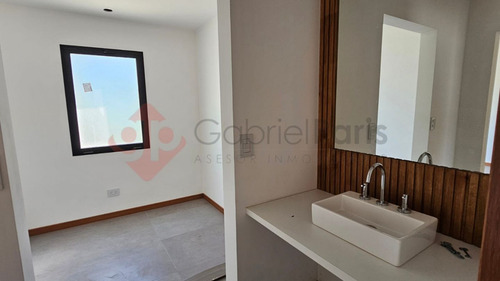 Casa En Venta En Tradicion