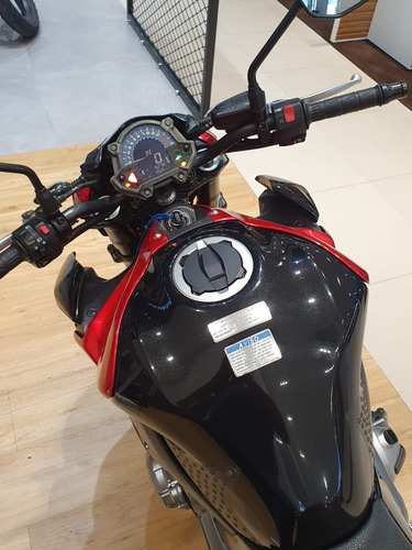 Imagem 2 de 7 de Kawazaki Z900