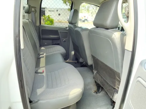 Dodge Ram 2500 5.7 Pickup Crew Cab Slt 4x4 Mt