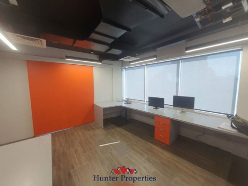 Oficina En Venta En Providencia A Pasos Del Mall Panorámico