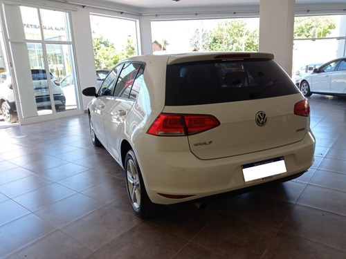 Volkswagen Golf Trendline 1.6 / Mod: 2016
