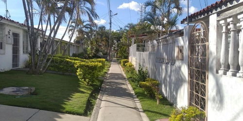 Imagen 16 de 30 de Casa En Venta En El Trigal Cabudare Lara 0-4-2-4-5-9-3-7-5-4-2 Rent-a-house Centro Occidente Mls Código: 22-24439