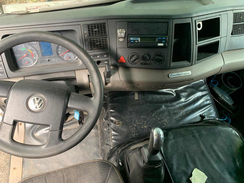 Imagem 12 de 15 de Vw 25420 6x2 Vtronic Teto Auto Completo