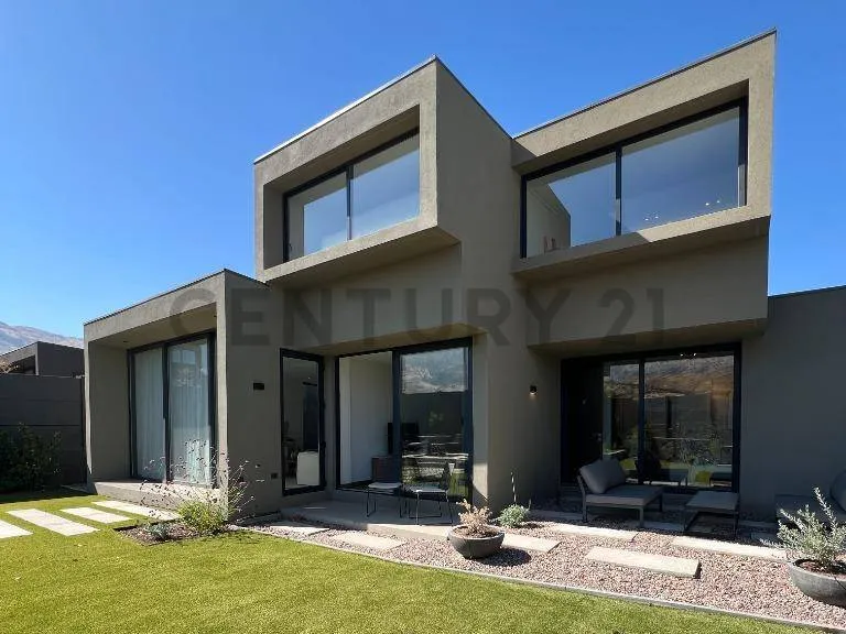 Imagen 1 de 30 de Exclusividad Casa De Lujo En Venta De 4d 4b 2e Chicureo.