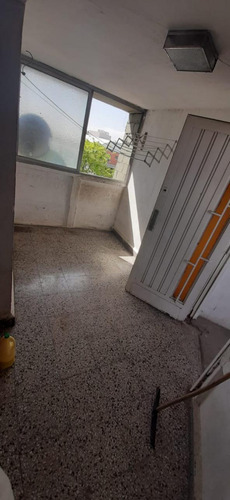 Se Vende Dpto 4 Amb Barrio Piedrabuena