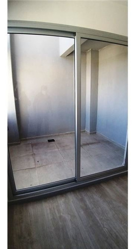 Imagen 11 de 19 de Departamento Duplex 2 Ambientes Al Frente/balcon