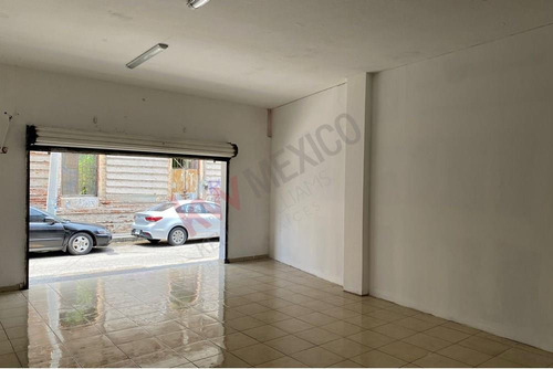 ¡renta De Local Comercial Con Excelente Ubicación En El Centro!