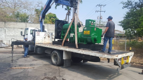 Imagen 10 de 10 de Alquiler De Camión Grúa Y Maquinaria Pesada