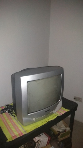 Imagen 3 de 4 de Tv Color Daewoo 14 Pulgadas