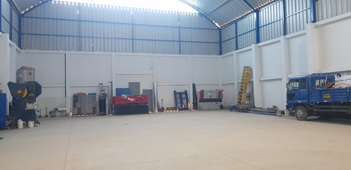 Imagen 8 de 15 de Alquiler De Local Industrial Para Almacén