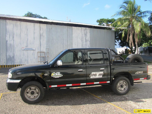 Mazda B2600 Doble Cabina