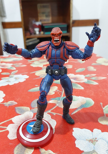 Toybiz Marvel Legends Face-off Arch-enemies Red Skull 