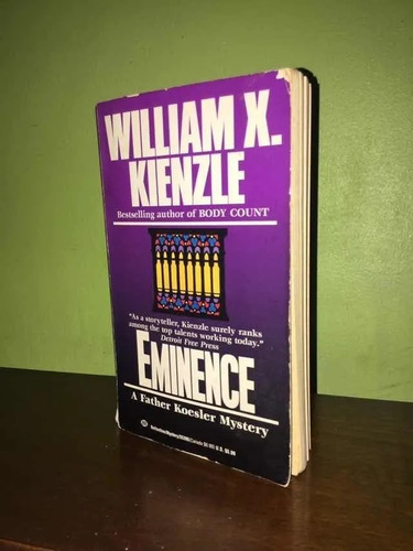 Libro, Eminence (inglés) De William X. Kienzle