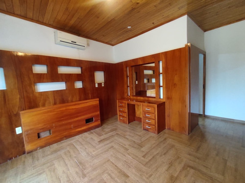 Imagen 9 de 16 de Vendo Resindencia En Encarnacion 185.000 Dolares