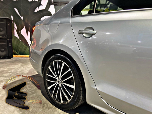 Imagen 5 de 21 de Volkswagen Vento 2.0 Sportline Mt