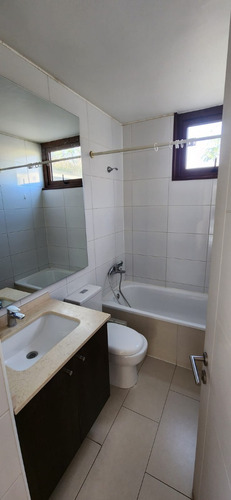 Excelente Casa En Condominio Quilay 2, Sta. Elena, Chicureo