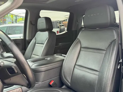 GMC Sierra 6.2 Denali Dvd At