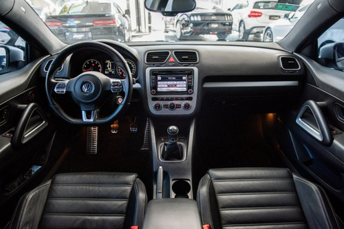 Imagen 23 de 25 de Volkswagen Scirocco 2.0tsi C/techo Panoramico 2014 -50.600km