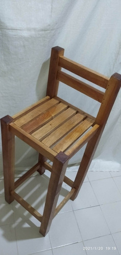 Taburete De Bar En Madera De Cedro