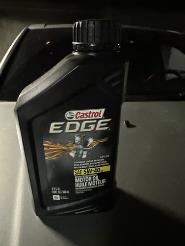 9 Potes De Aceite Para Vehiculo Castrol Edge 5w40