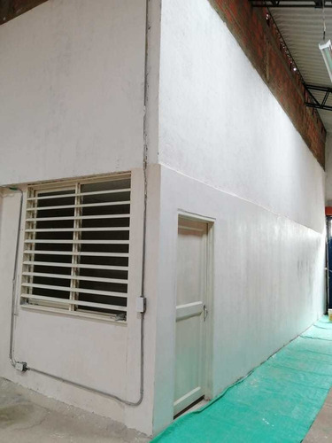 Imagen 3 de 4 de Excelente Local - Bodega En Venta En Junin
