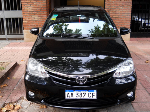 Totota Etios
