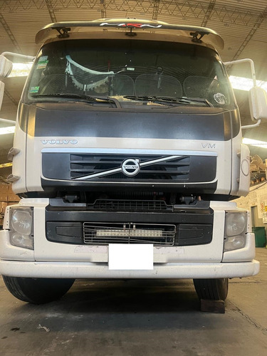 Volvo Vm 260 6x2 2013 Furgon Termico Y Frio Logistica Vende!