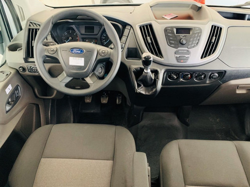 Ford Transit 18 Pasajeros 2020