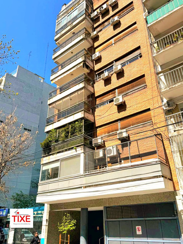 Cabello Y Bulnes. 2 Dorm. Baño Y Toil. Balcón Aterrazado Con Sol. Impecable.