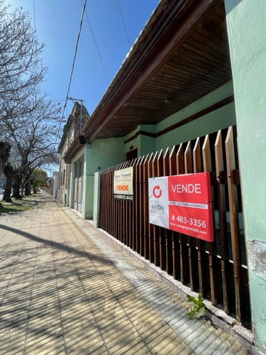 9 E/ 164 Y 165 - Casa A Demoler (berisso)