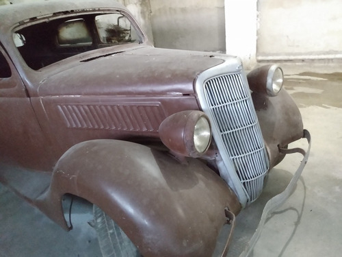 Imagem 3 de 11 de Ford Slantback Slantback V8