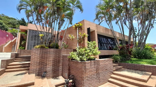 Imagen 1 de 19 de Altacasa Vende Majestuosa Y Bella Casa En La Urbanización La Viña