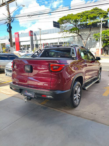Fiat Toro 2.4 Volcano 16v Flex 4x2 Aut. 4p