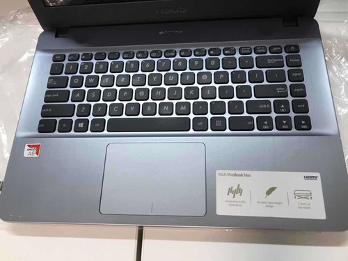 Asus X441ba A6 4gb Ram 500gb Almacenamiento (como Nueva)
