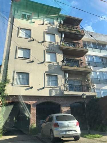 Imagen 1 de 14 de Departamento En Venta En Castelar Norte