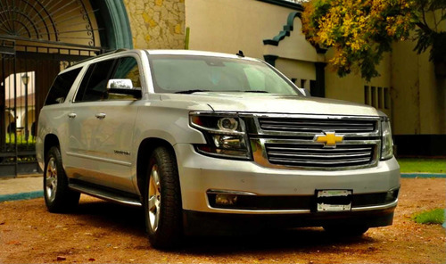 Imagen 2 de 12 de Chevrolet Suburban 5.3 Ltz V8 4wd 2da Cubo At 2015