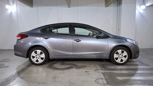 Kia Forte 2.0 L