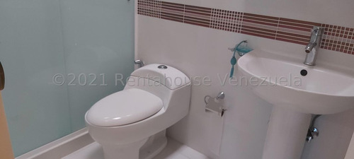Imagen 15 de 22 de Ana Cárdenas Vende Casa En Los Naranjos Del Cafetal Mls #22-6932