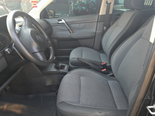 Imagem 12 de 12 de Volkswagen Polo 1.6 2012