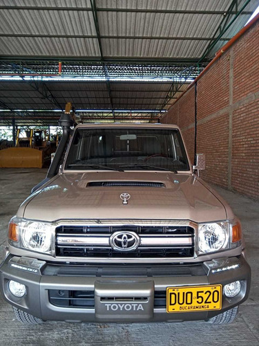 Toyota Land Cruiser Vdj 79