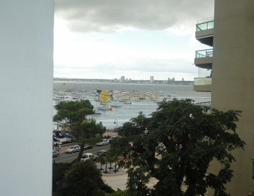 Apartamento En Peninsula, 3 Dormitorios *-ref:3164