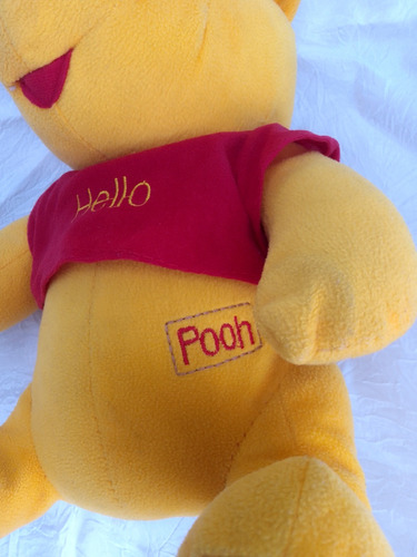 Winnie Pooh 27cm  Muñeco Peluche 