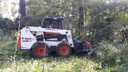 Implemento Desmalezador Pecarí Para Minicargadora