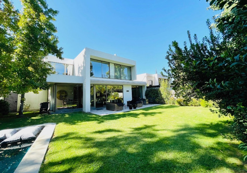Exquisita Casa Mediterránea A Pasos De Colegios Mt, E Y Sc