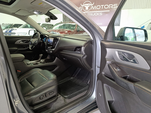 2020 Traverse Lt